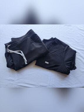 Large FIGS Black Set